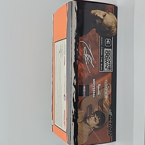 Action - Dale Earnhardt Jr. #8 2003 3 Doors Down 1:24 Stock Car - Picture 8 of 11